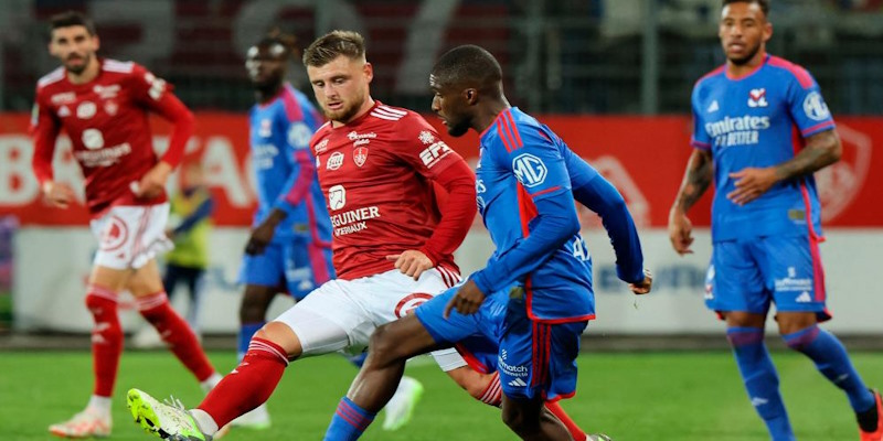 Phong độ hai đội trước trận Brest vs Lyon